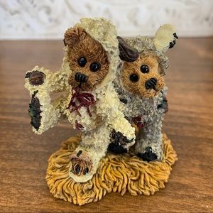 Boyd’s Bears Winky and Dink as the Lambs